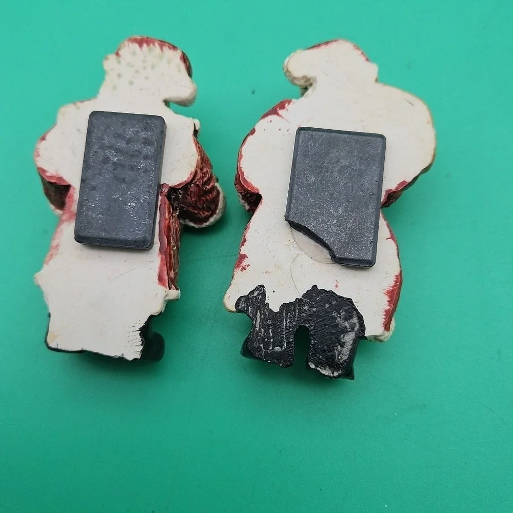 Set Of 2 Vintage Christmas Santa Claus Refrigerator Magnets